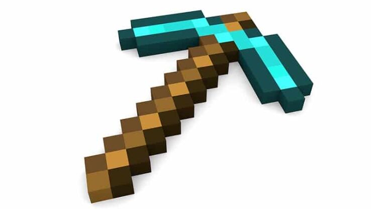 How do I craft a Diamond Pickaxe in Minecraft?