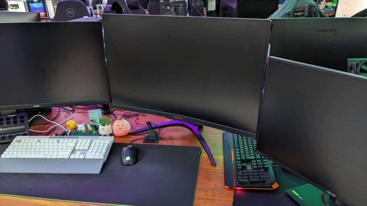 Best triple monitor setup in 2024 and how to set up 3 monitors